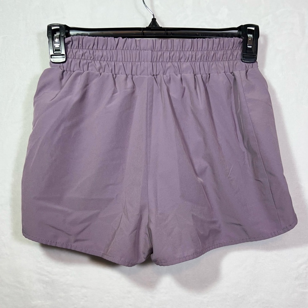 Blooming Jelly Light Purple Women’s Athletic Running Shorts Size L Quick-Dry - Picture 10 of 10